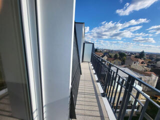  Appartement à louer 3 pièces 58 m²