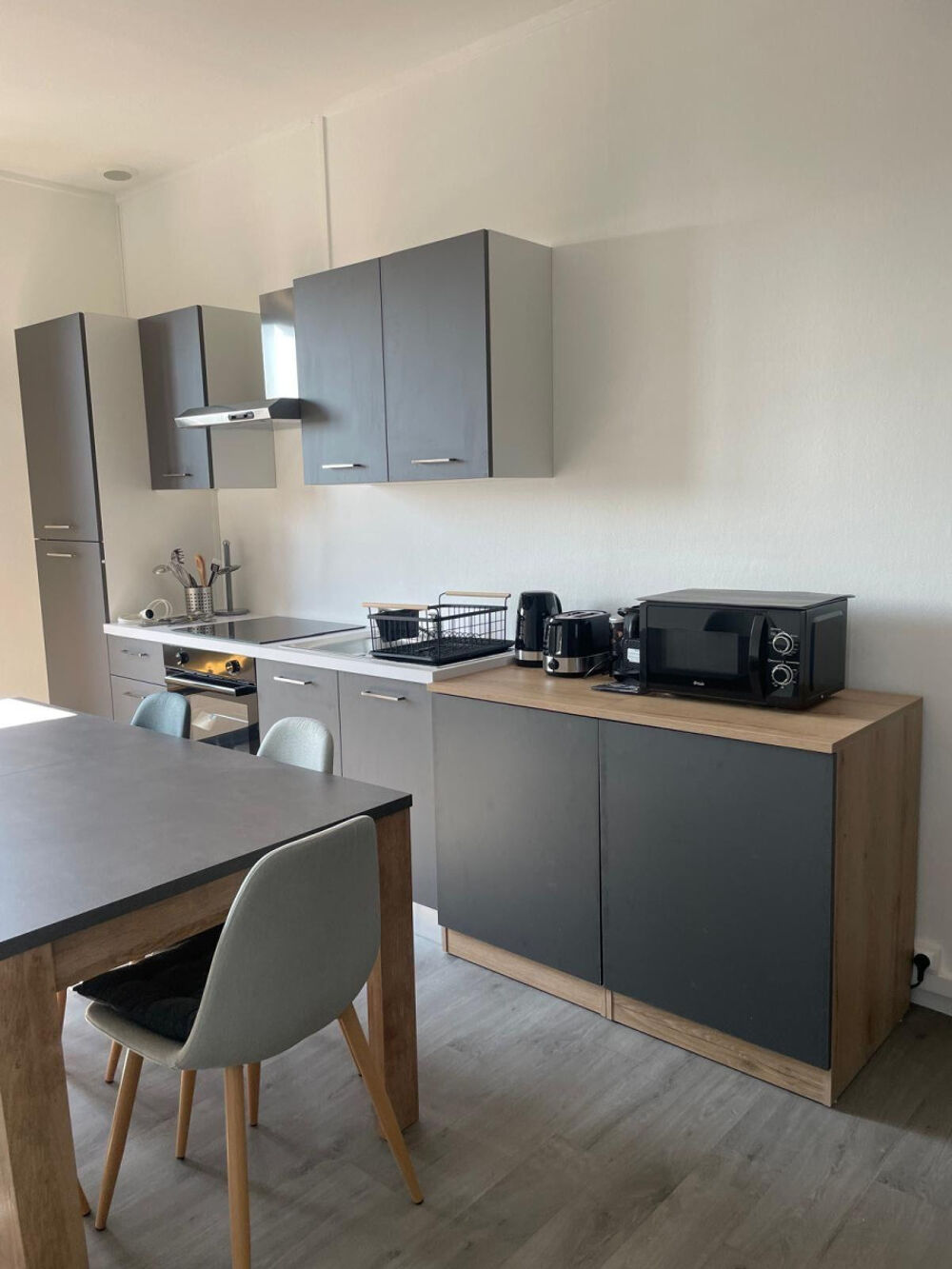 Bel appartement T3 entierement rénové et meublé