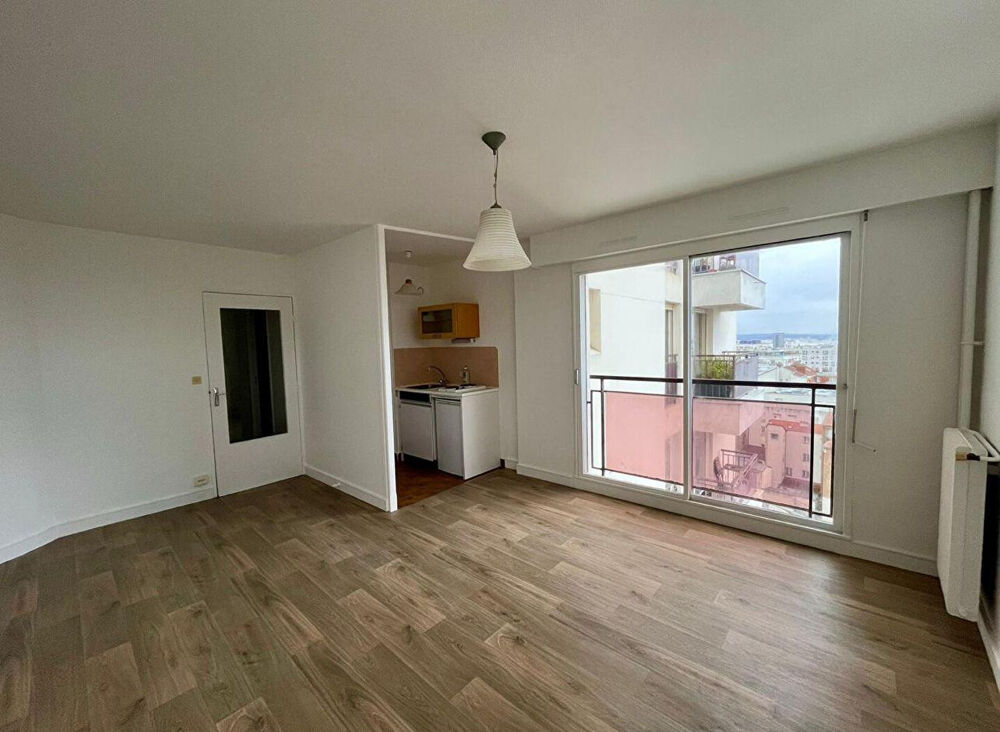 Location Appartement Super studio Paris 19
