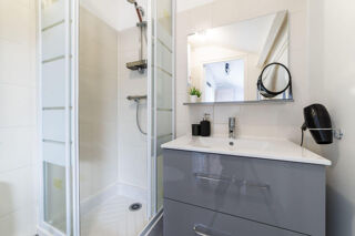  Appartement à louer 2 pièces 45 m²