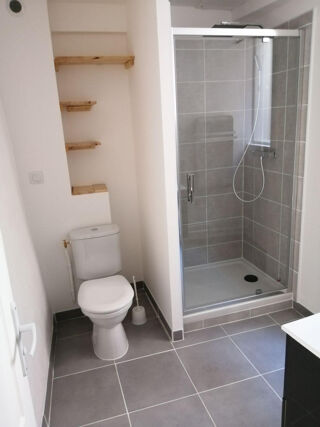  Appartement à louer 2 pièces 37 m²
