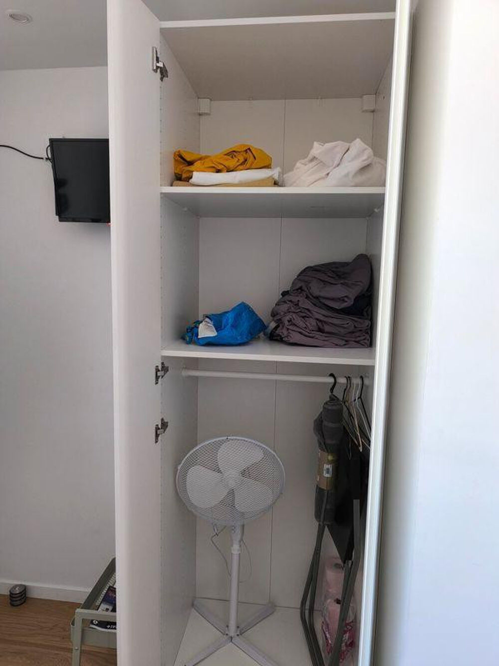 Location Appartement A louer : Studio meublé lumineux – métro Marcadet Paris 18