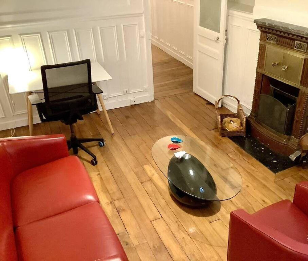 Location Appartement Beau 2P meublé 45m² au cœur du Haut Marais Paris 3
