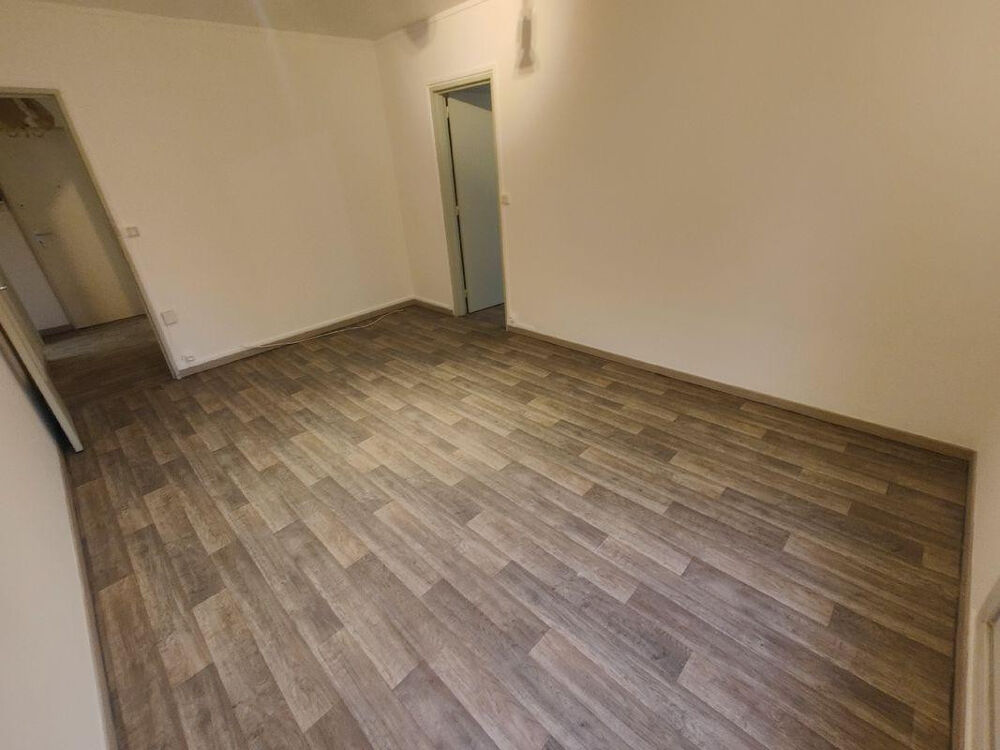 Location Appartement 2 pièces T2 refait a neuf Aulnay-sous-bois