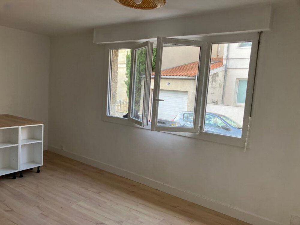 Location Appartement Grand studio 27m2 secteur bel air, refait à neuf Bordeaux