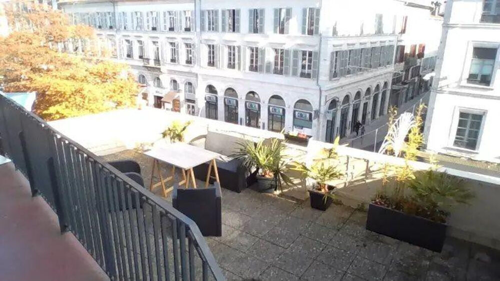 Location Appartement Superbe appartement, calme, balcon et terrasse Pau