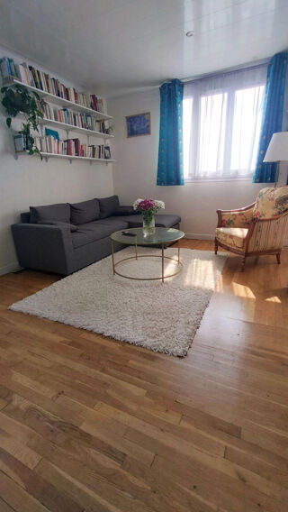  Appartement à louer 3 pièces 75 m²