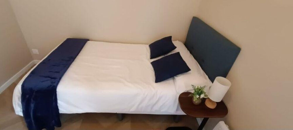 Location Appartement Beau studio meublé 14m² Colombes