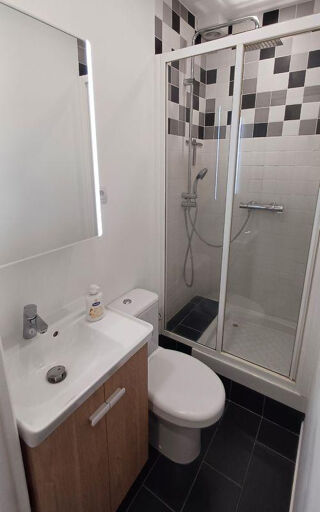  Appartement à louer 2 pièces 32 m²