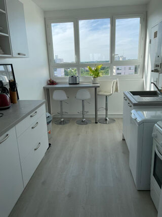  Appartement � louer 5 pi�ces 76 m�