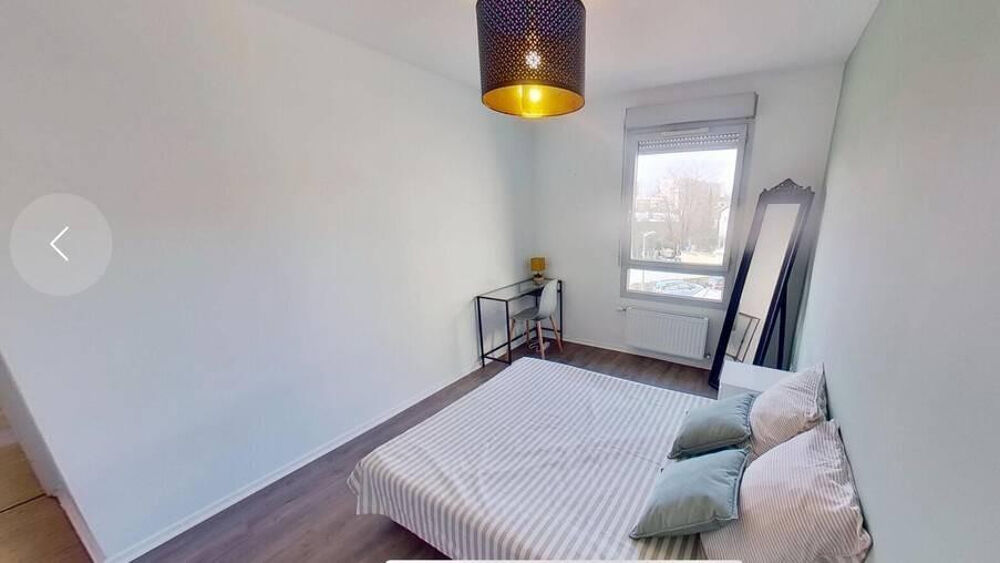 Location Appartement 3 chambres dispo dans belle coloc rénovée Lyon 8