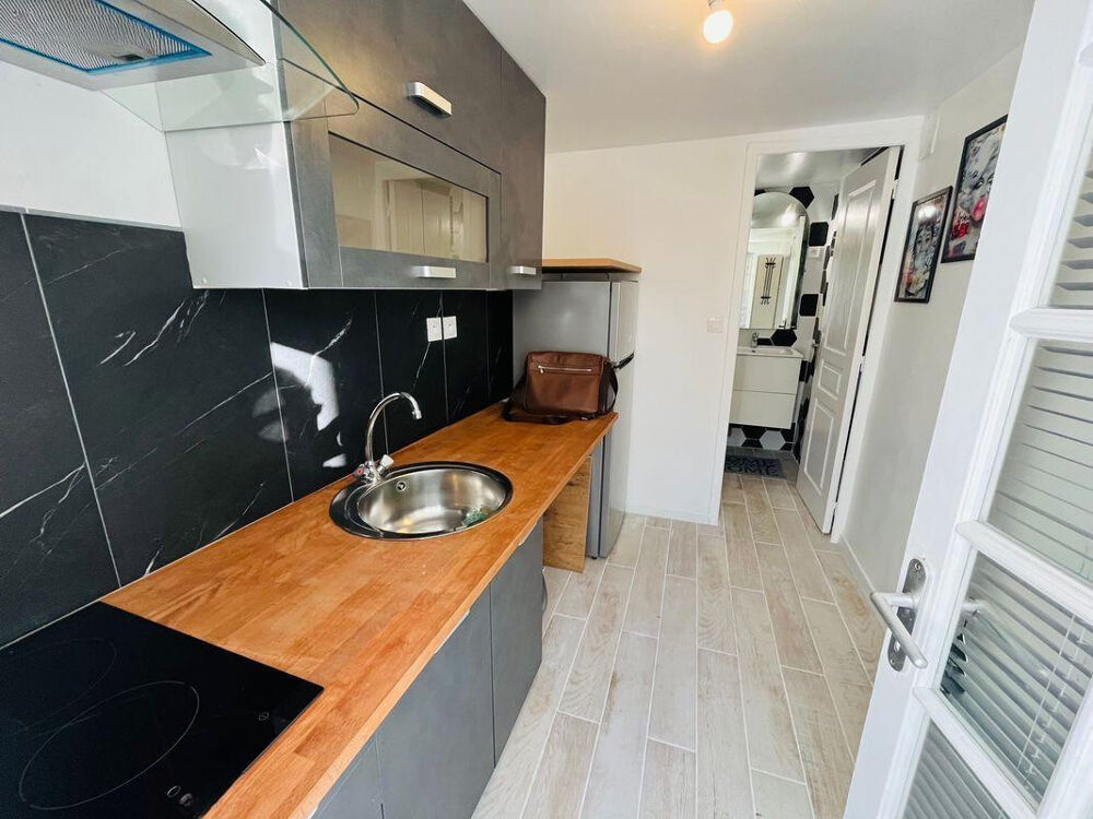Location Appartement Beau studio 22m² idéal étudiant Marseille 4