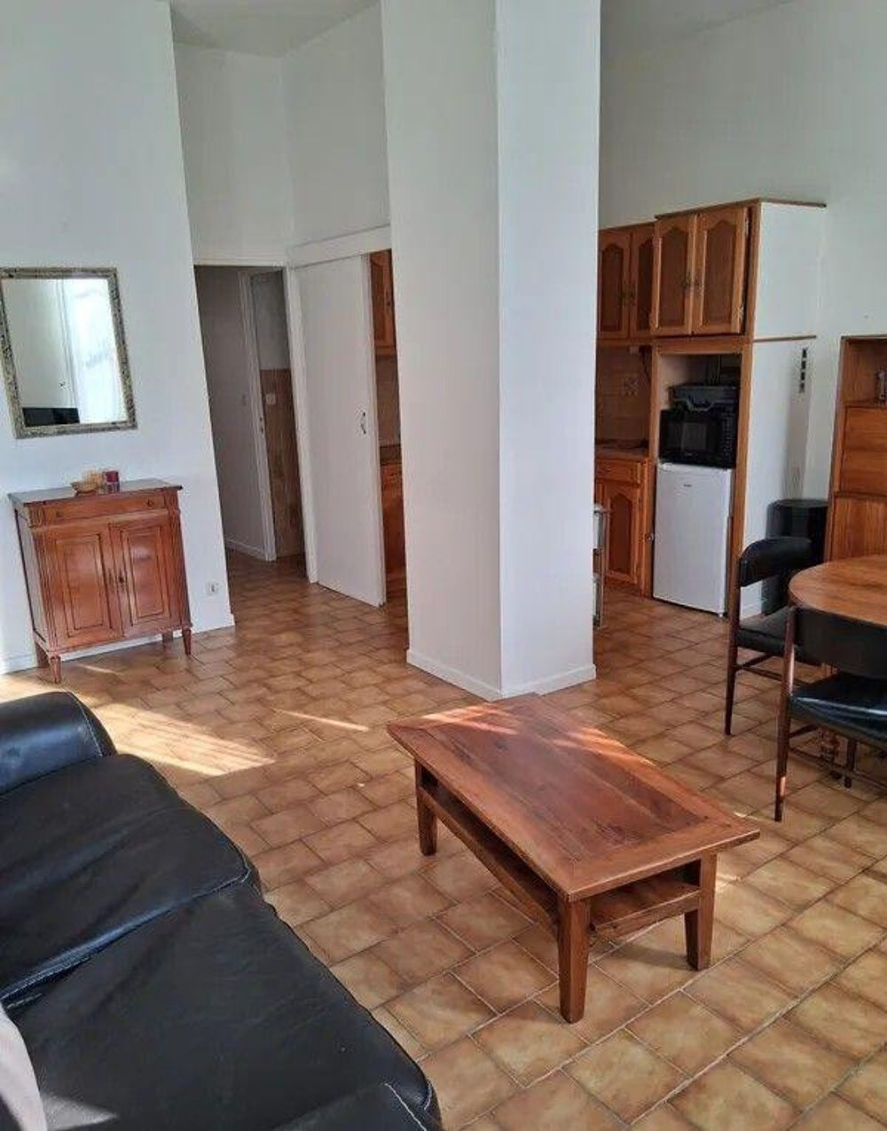 Location Appartement Beau T3 meublé 58m² avec belle terrasse de 24m² Aix-en-provence