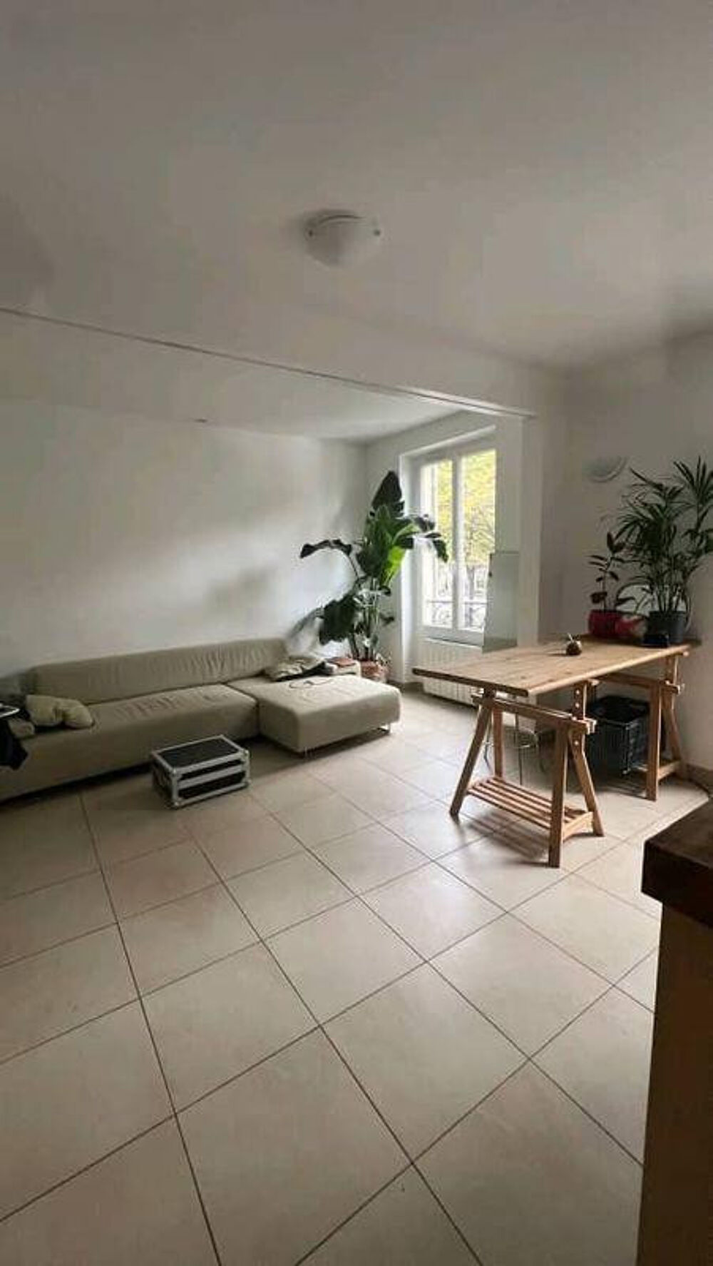 Location Appartement F2 Meublé 36m² – Paris 18ème, rue Polonceau – 1er Paris 18