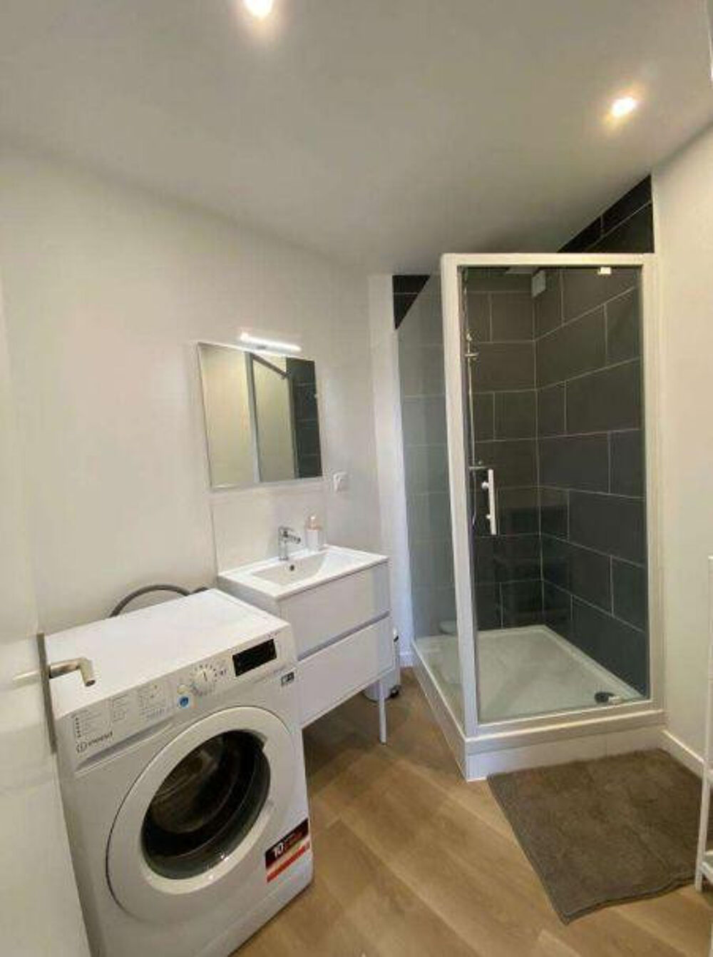 Location Appartement T2 meublé 2 pièces 42 m² refait à neuf Nantes