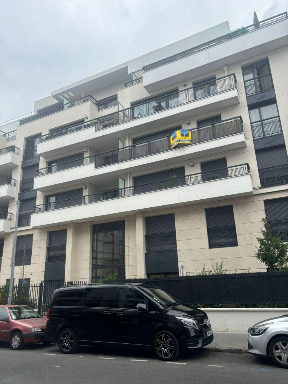 Location Appartement Location Studio haut standing avec Balcon Colombes