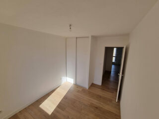  Appartement à louer 3 pièces 70 m²