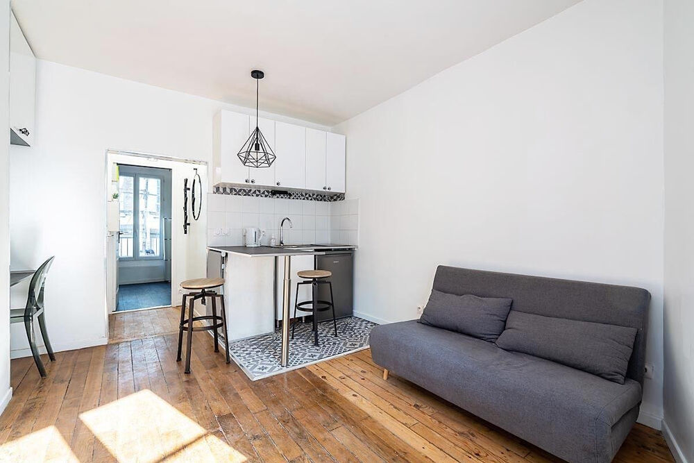 Location Appartement Beau studio meublé 16m² Paris 17