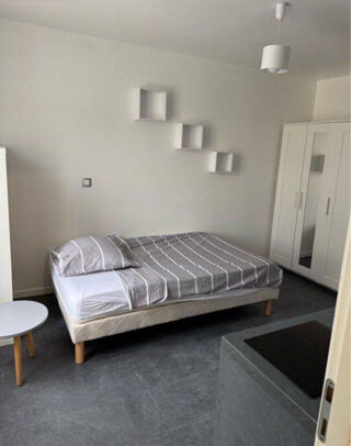  Appartement à louer 1 pièce 17 m²