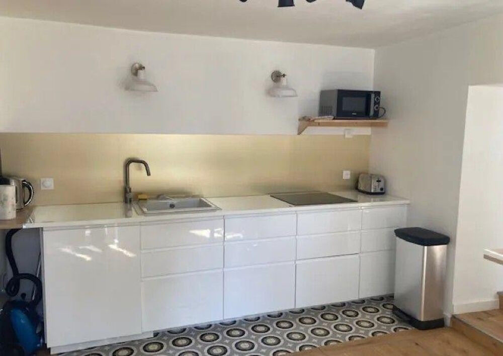 Beau T1Bis/20P meublé 29m² rue des hauts pavés