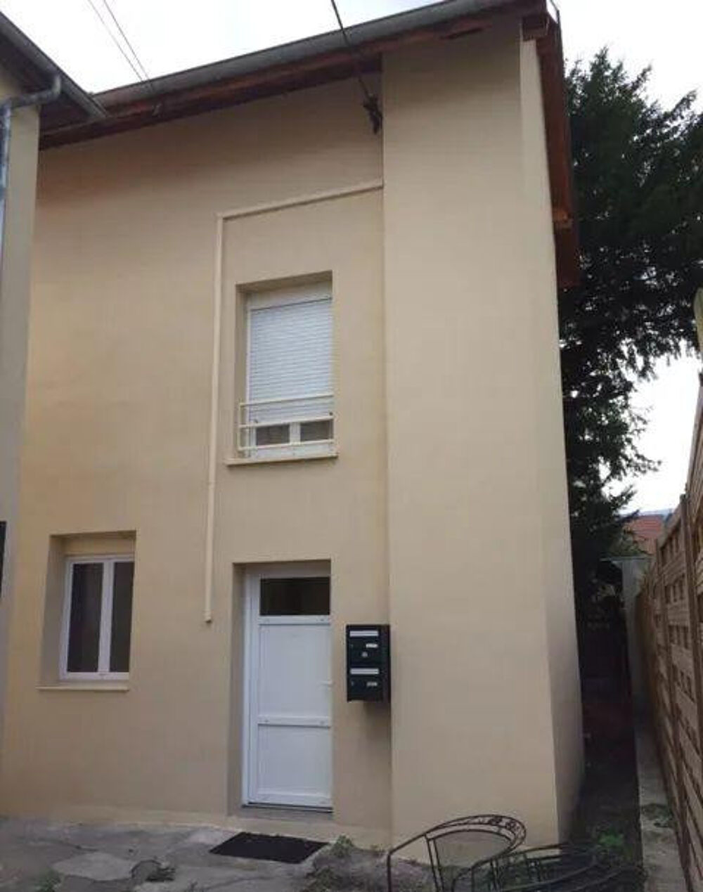 Location Appartement Beau studio étudiant 18m2 à Grenoble Grenoble