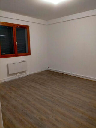  Appartement à louer 3 pièces 51 m²