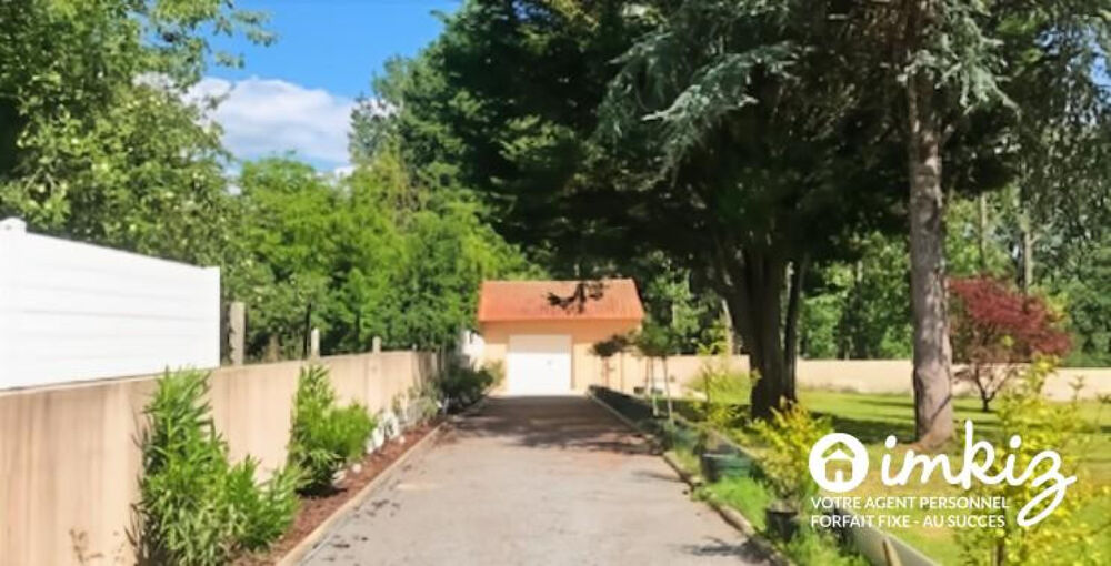 Vente Maison Terrain viabilisé avec maison a aménager Chabanais