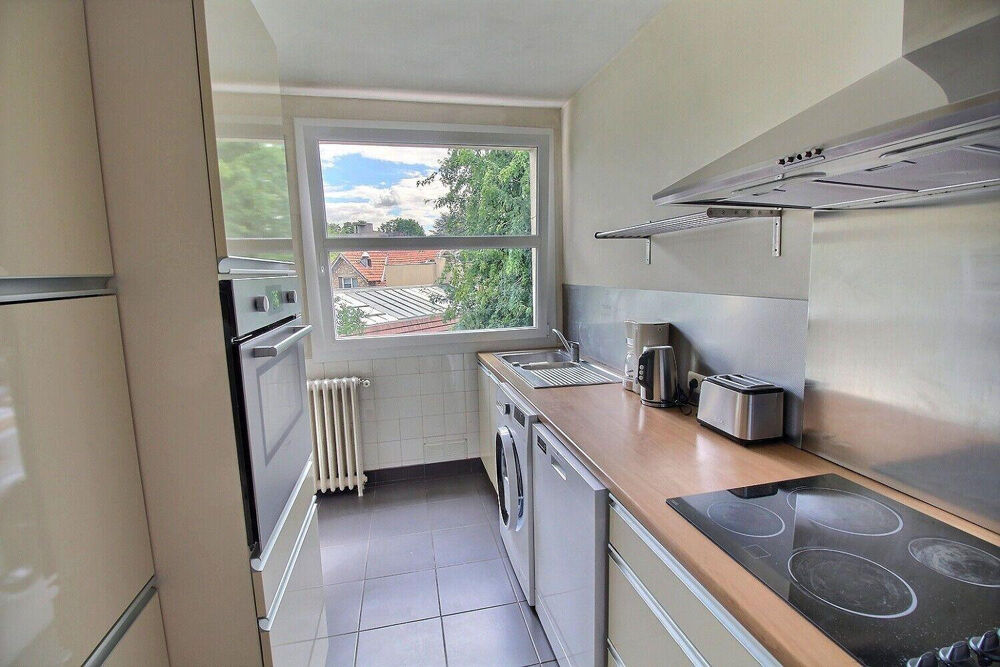Location Appartement appartement lumineux et tres calme à Chatenay Châtenay-malabry