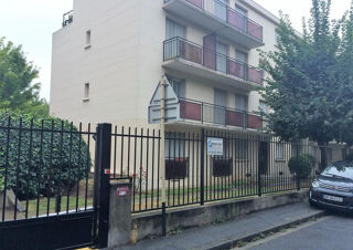  Appartement à louer 2 pièces 33 m²