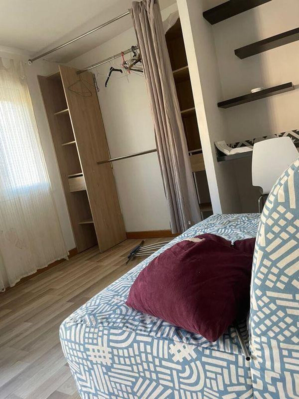 Location Appartement Studio meublé 18m² - 13001 Marseille 1