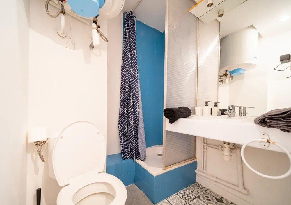 Location Appartement Beau studio tout équipé meublé 19m² Saint Charles Marseille 3