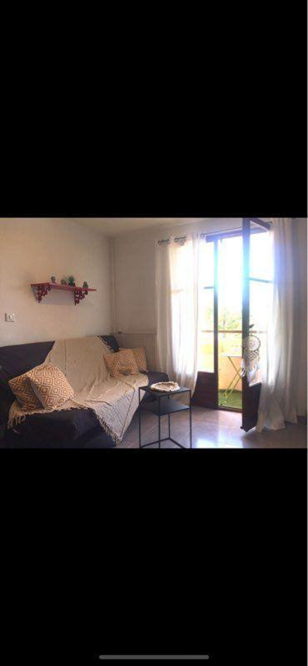 Studio meublé 18. M² avec balcon et cave