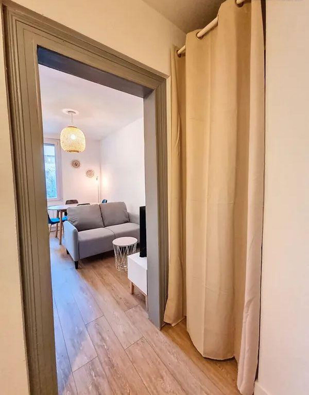 Location Appartement Beau 2 pièces meublé 32m2 Strasbourg Saint-Florent Strasbourg