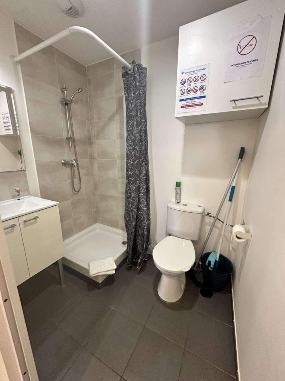 Location Appartement Studio  meublé clé en main- Bron Parilly Bron