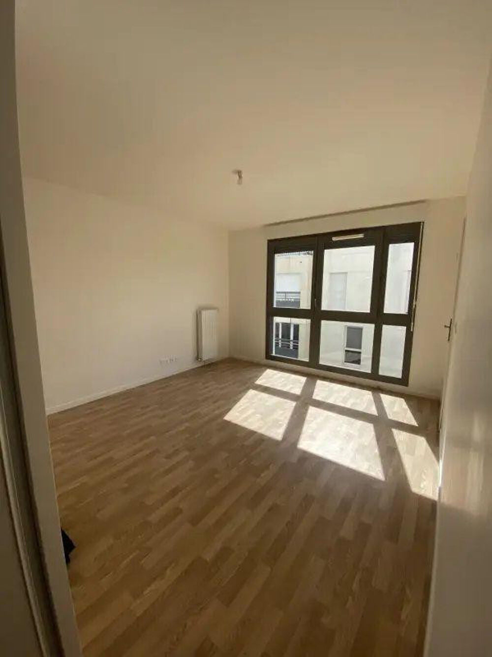 Location Appartement Charmant 2 pièces, résidence sécurisée Saint-denis