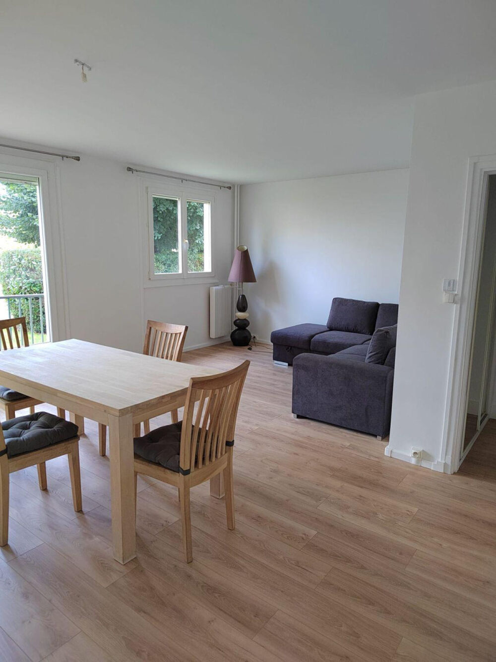 Appartement meublé refait dans résidence calme