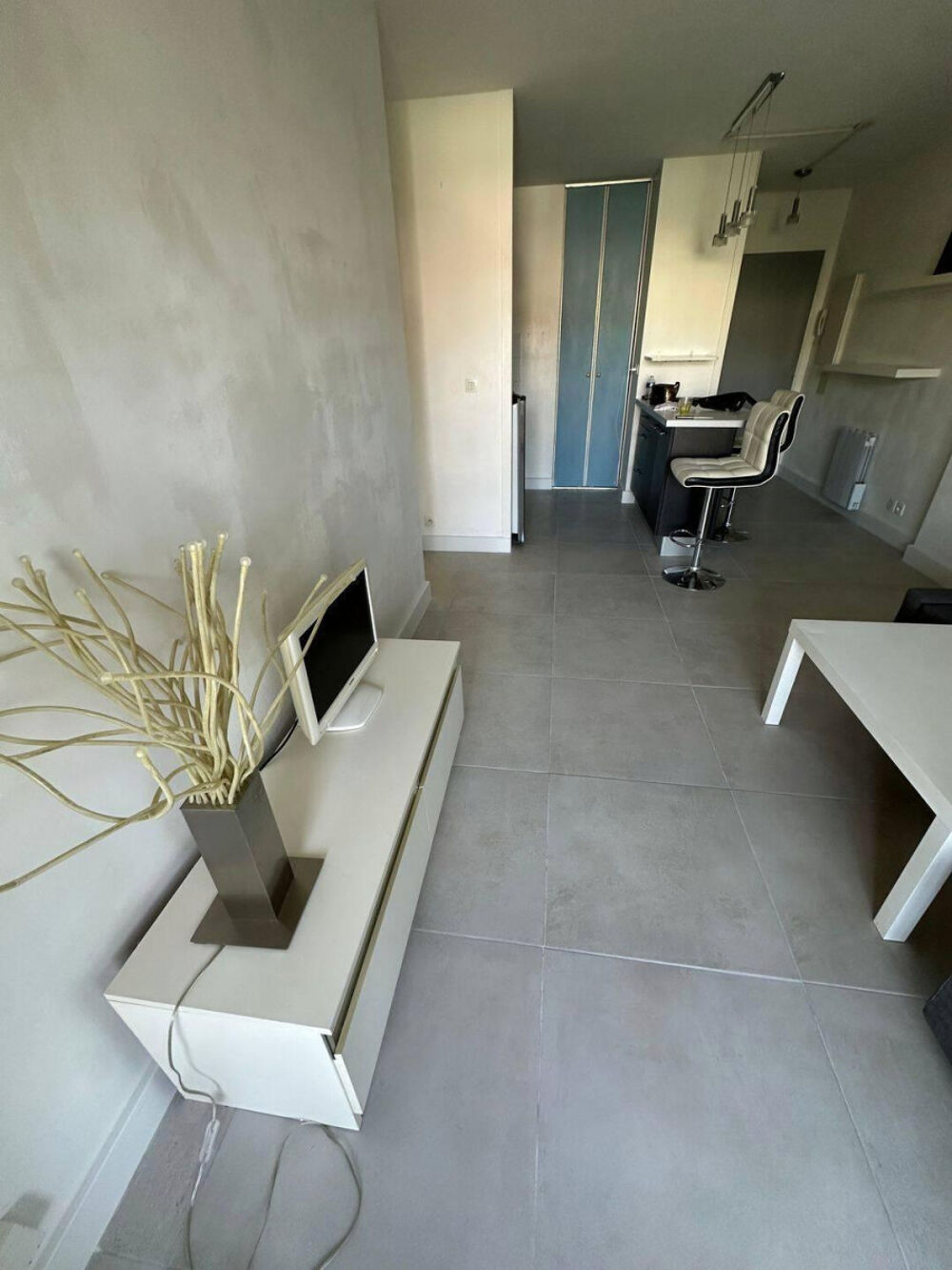 Location Appartement T2 meublé rénové de 36 m² avec terrasse de 14 m² – Biarritz