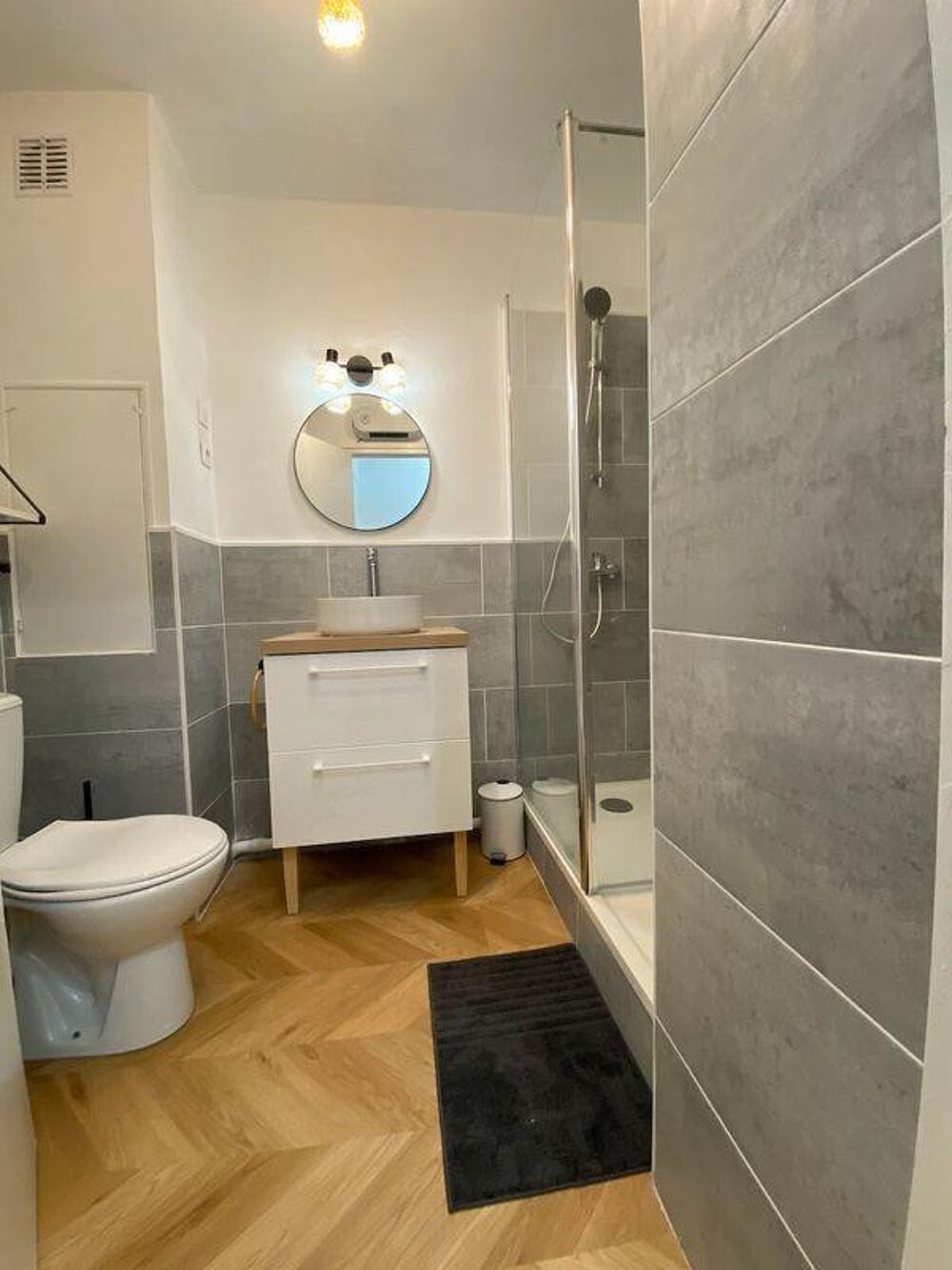 Location Appartement Location T1 meublé 21m2 Marseille 6