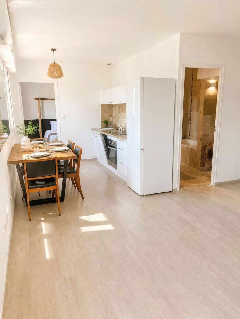 Location Appartement Beau T3 55m² entièrement rénové à neuf déco Bali Lattes