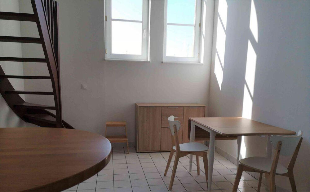Location Appartement PART. LOUE T2 MEUBLÉ STANDING / PARKING / Bd LIBER Lille