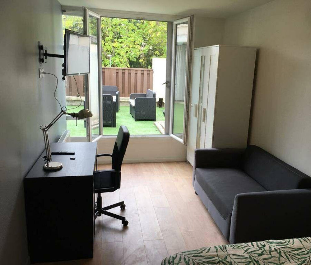 Location Appartement Chambre dans coloc 95 m² avec terrasse 25m² Cergy