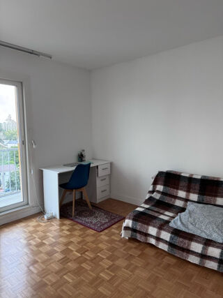  Appartement à louer 4 pièces 80 m²