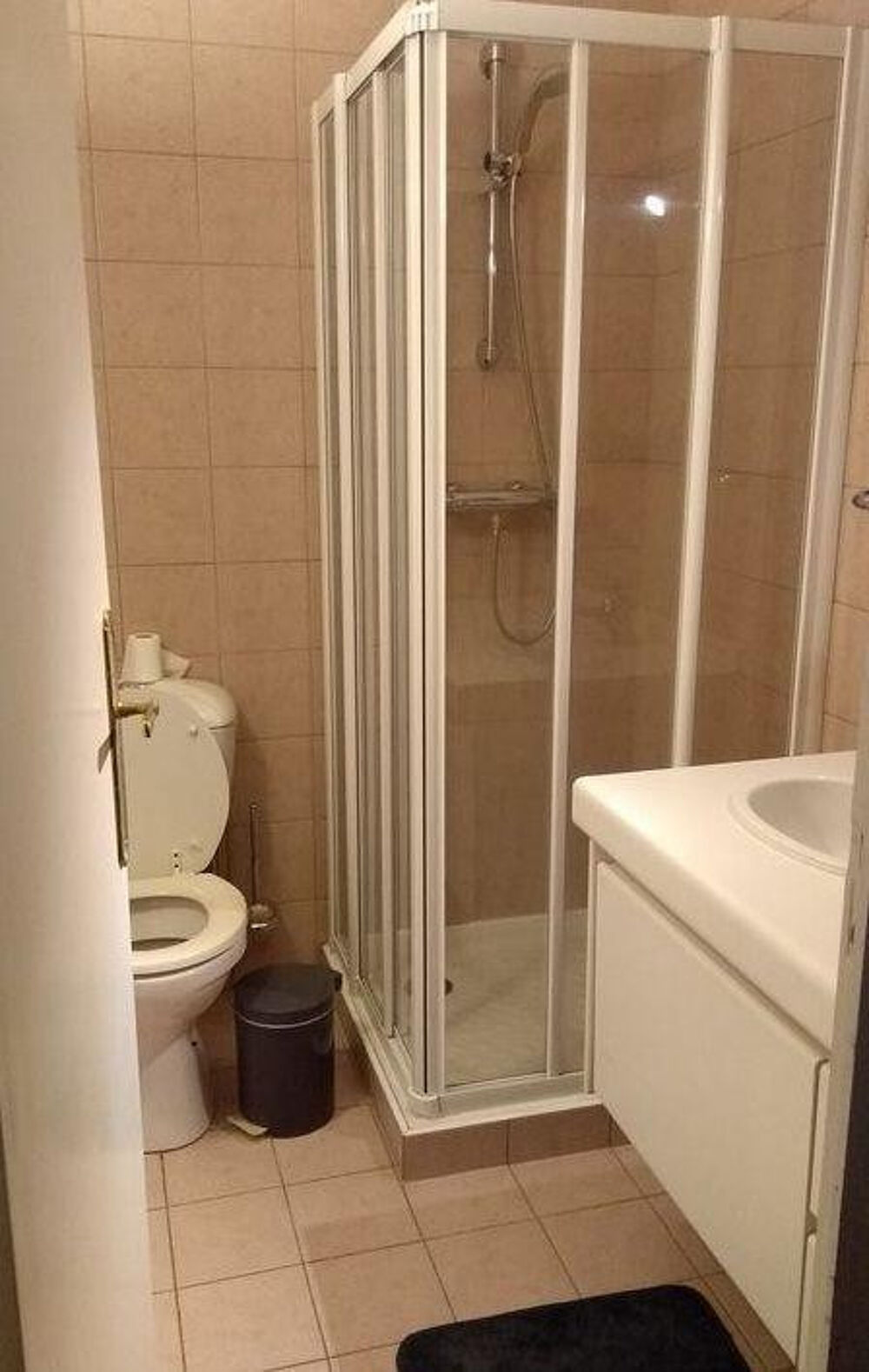 Location Appartement 2 pièces meublées avec goût, résidence sécurisée Saint-Étienne