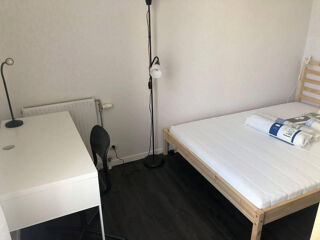  Appartement à louer 5 pièces 96 m²