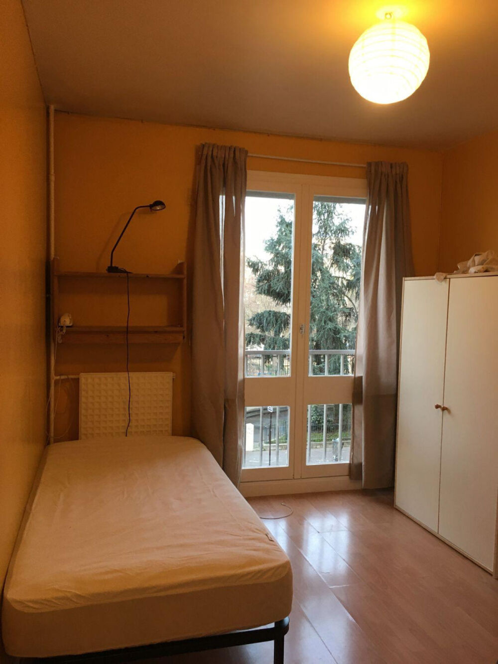 Location Appartement Petit studio confortable, dans bon environnement Paris 11