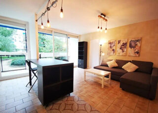  Appartement à louer 1 pièce 71 m²