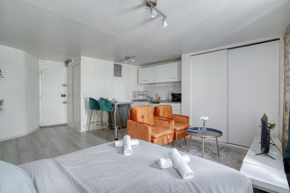 Location Appartement Beau studio 26m² meublé et chaleureux Pontoise