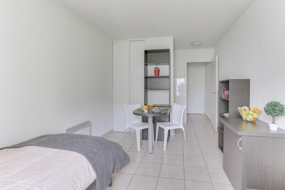 Location Appartement Studio 20m²  - Part Dieu Manufacture Lyon 3