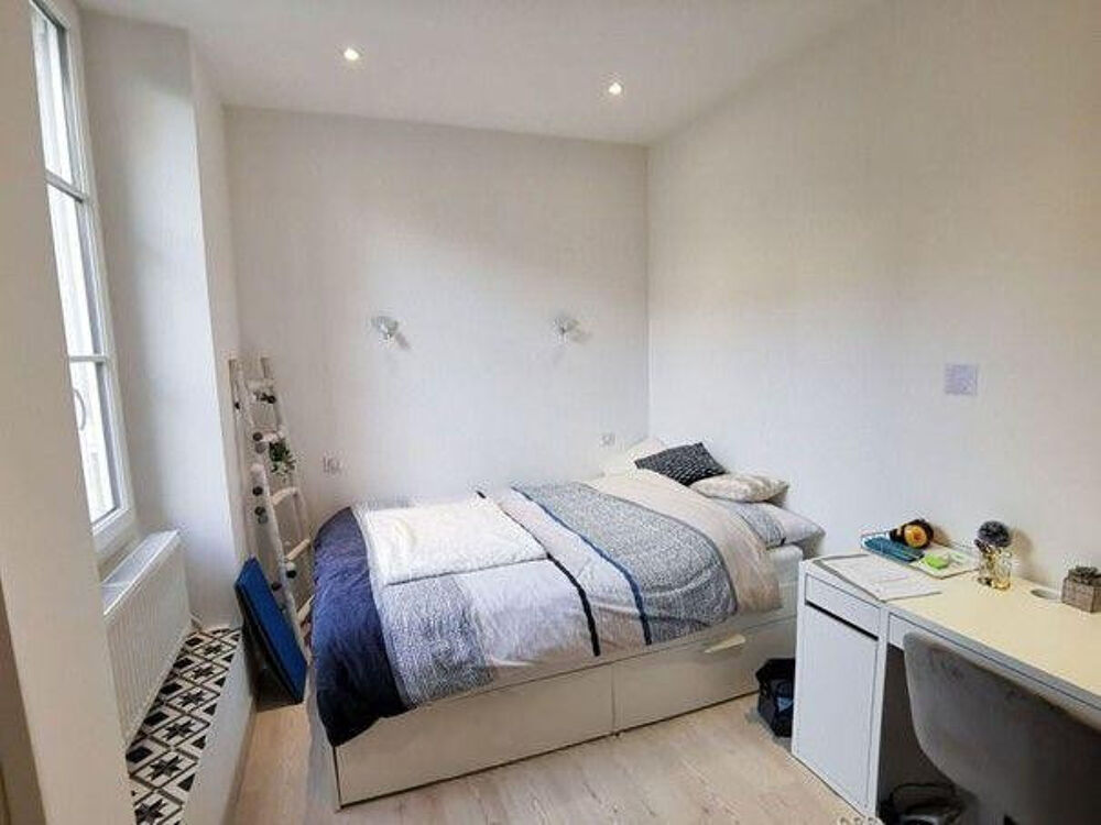 Location Appartement Studio très calme et très bien placé Versailles