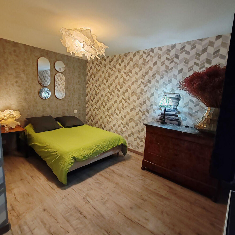 Petite maison meublée ,à louer, refait à neuf